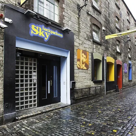 Sky Backpackers Hostal