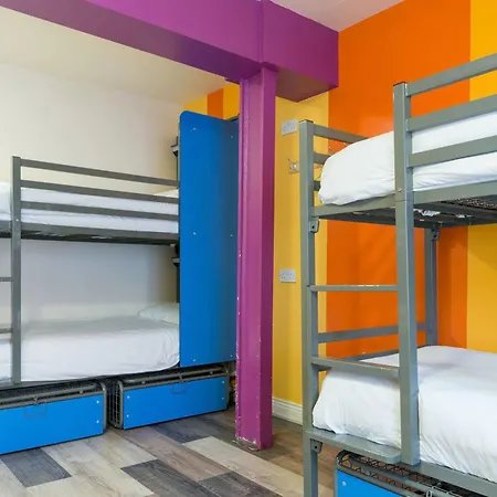 Sky Backpackers Hostal