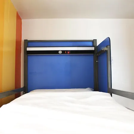 Sky Backpackers Hostal